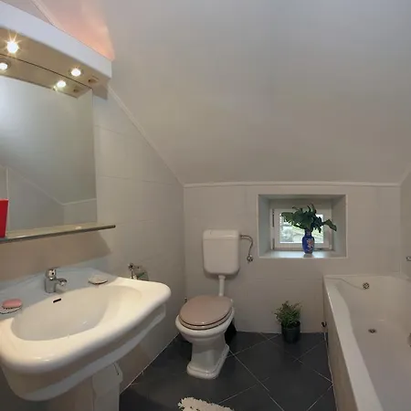 House & Garden By The 度假居 奥瑞比克