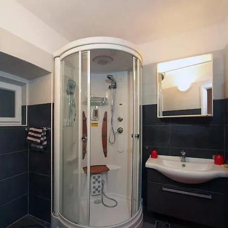 House & Garden By The * Orebić