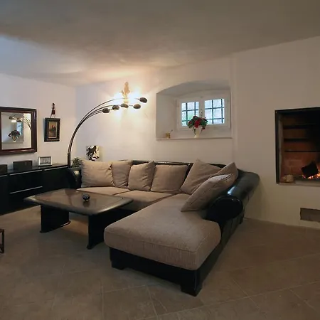 Casa de Férias House & Garden By The Orebić