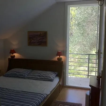 House & Garden By The Beach Holiday home