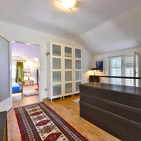 House & Garden By The Casa de Férias