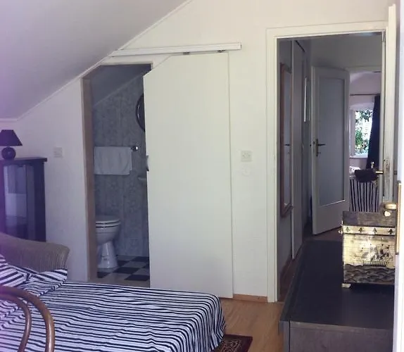 House & Garden By The