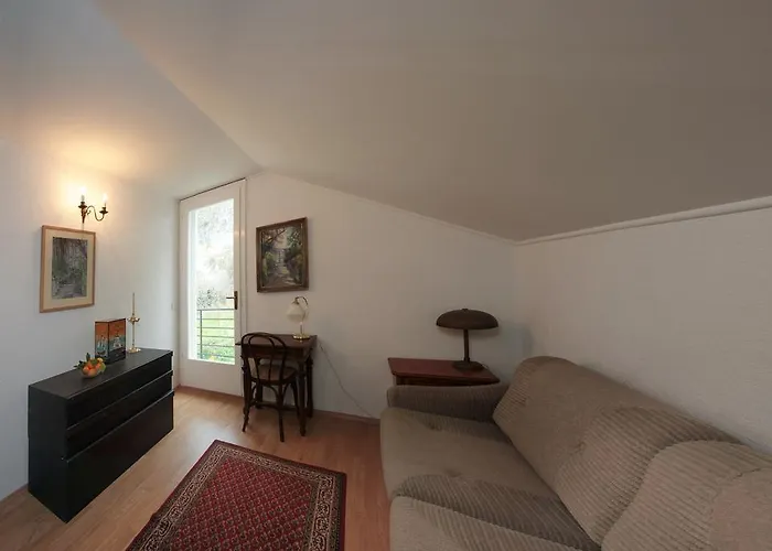 House & Garden By The * Orebić