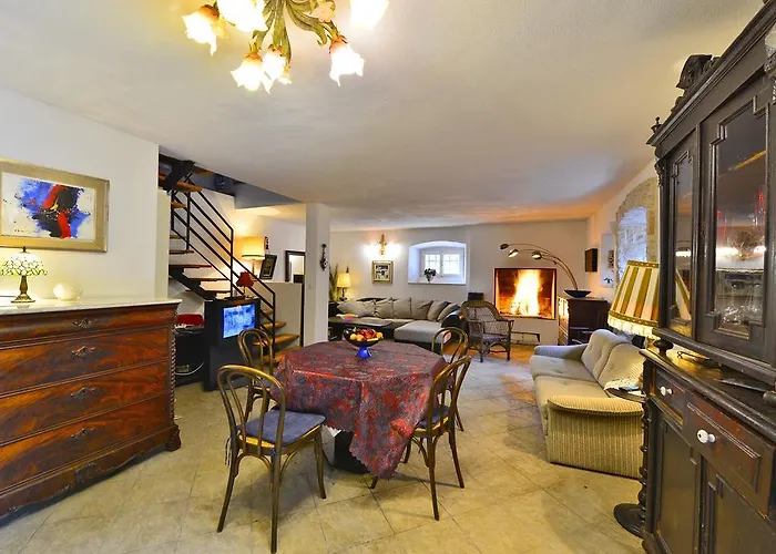 Сasa de vacaciones House & Garden By The