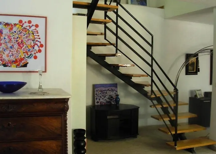 Сasa de vacaciones House & Garden By The